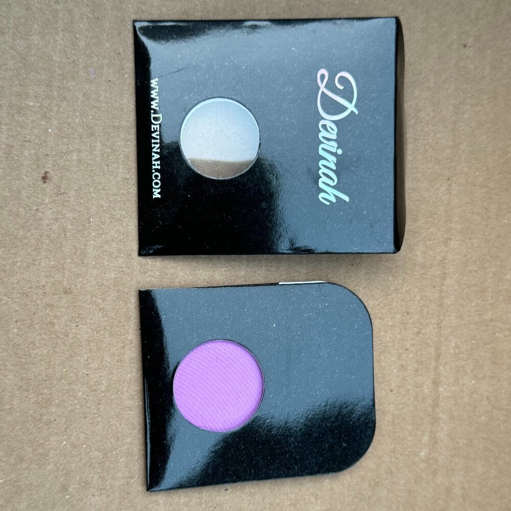 Devinah Cosmetics ARIA Pressed Matte